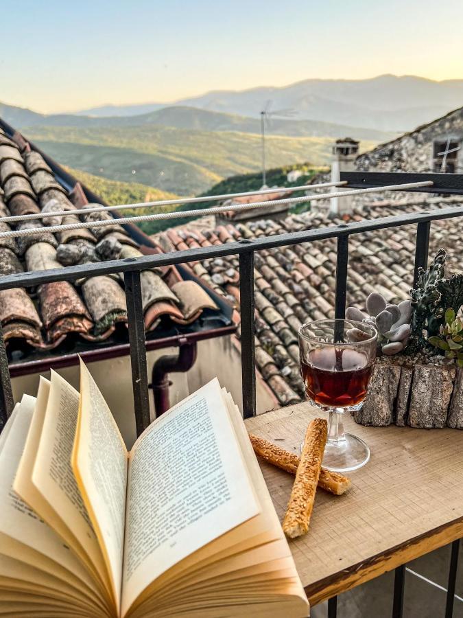 Apartamento I Due Gradoni Stone House Pacentro Exterior foto